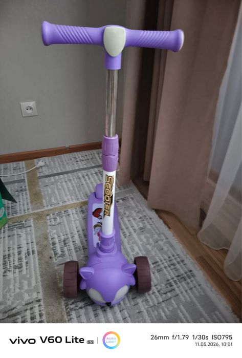 Продам ролики, самокат, санки
