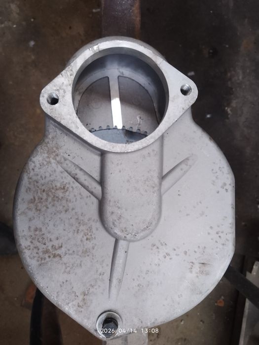 Кожух под стартер , на пускач .