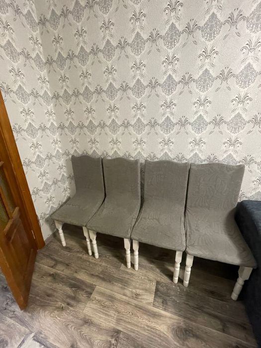 Продам Стулья кухонные