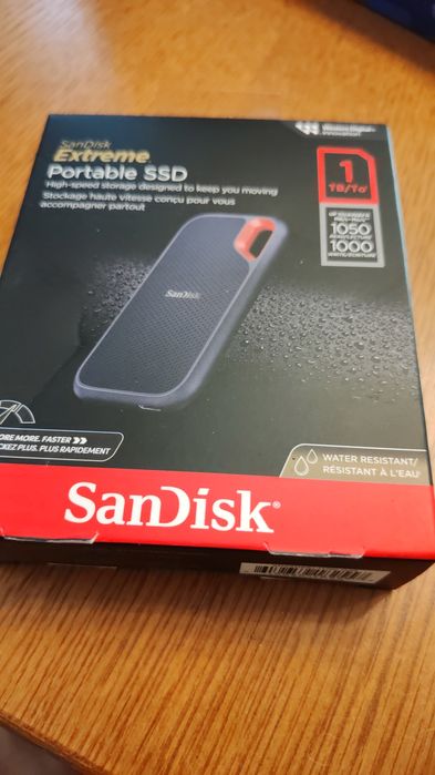 SSD Extern SanDisk Extreme V2 1TB si sandisk portable 1 tb
