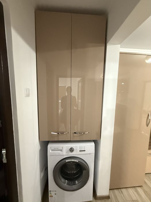 Inchiriez apartament cu 2 camere