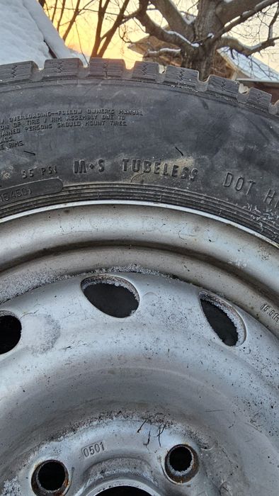 Roți 165 R 13 C *m+s Continental* complete  Platforma Rulota  Anvelope