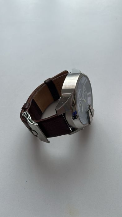 Ceas disel cu cadran de 10 BAR