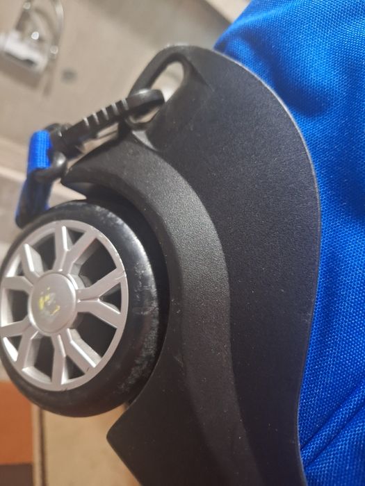 Ученическа  раница с колелца