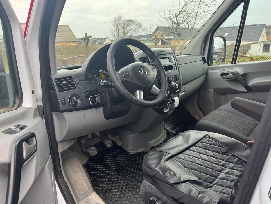 Mercedes Benz Sprinter