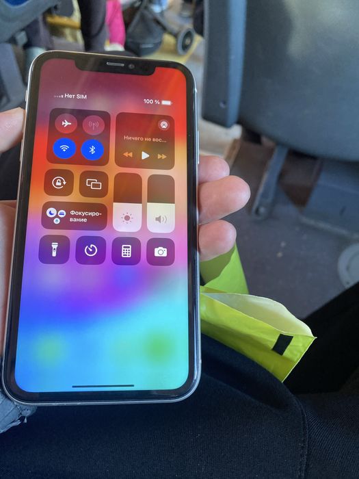 Айфон 11 128гб 100е