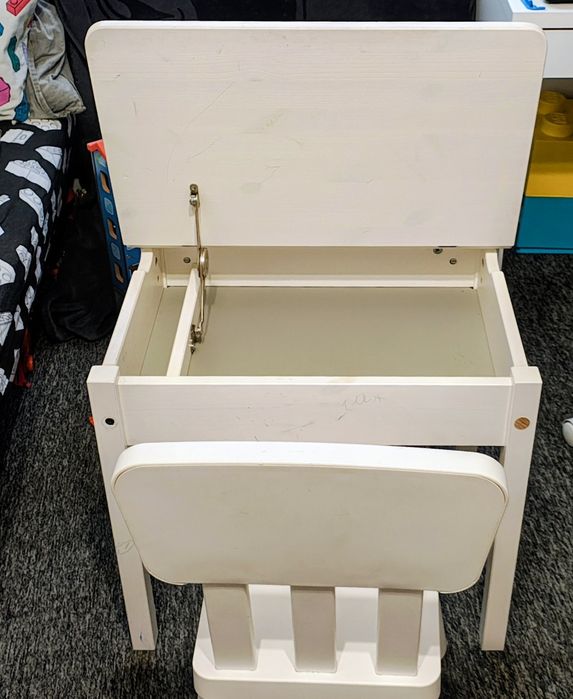 Birou si scaun copii (Ikea)