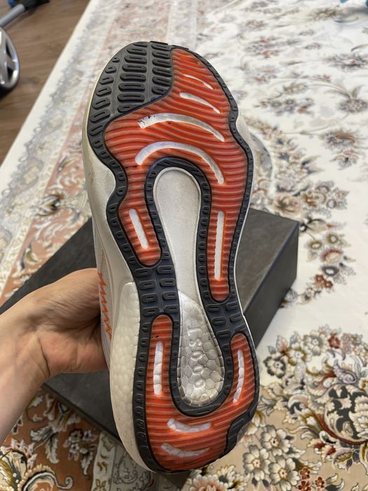 Оригинальные кроссовки от Adidas