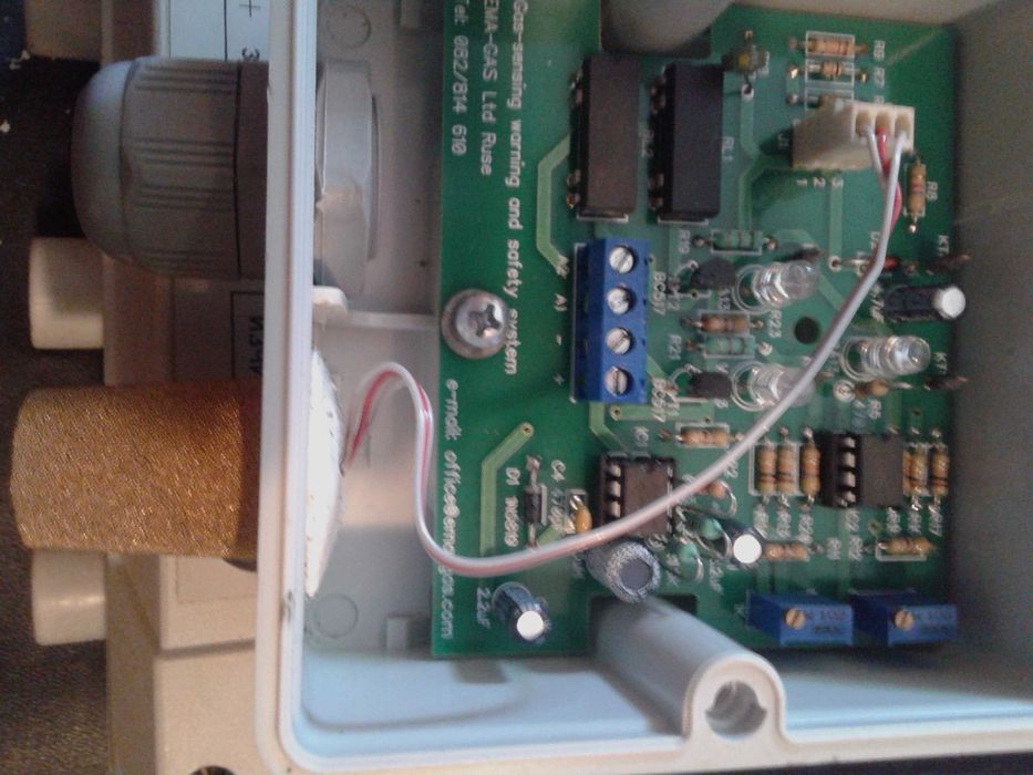 Газ сигнализатор тип GD 01 , централа.