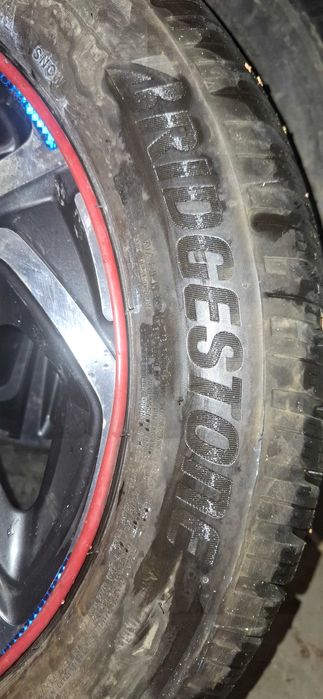 Оригинални Джанти със зимни гуми 205/55 R16 за,Хюндай 5х114.3 6.5j.цент.отвор 67.1 ет 50 с профил на гумите 10мм