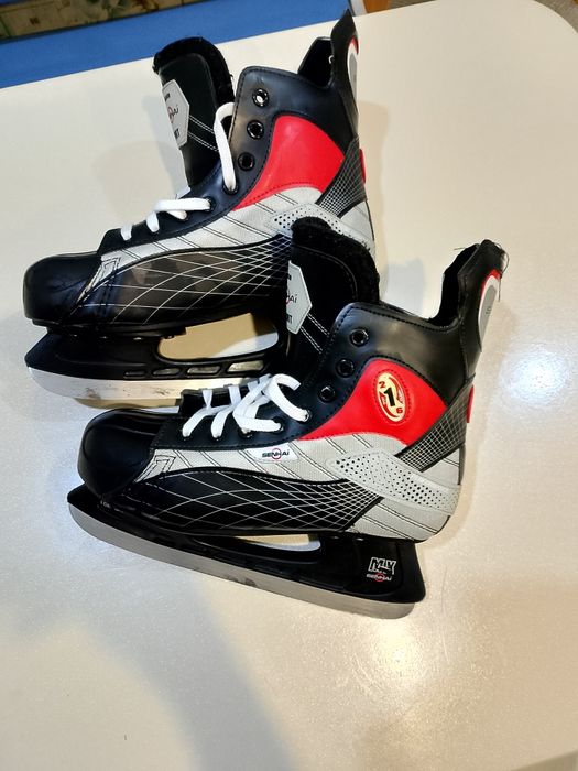 Продам коньки 41 размер