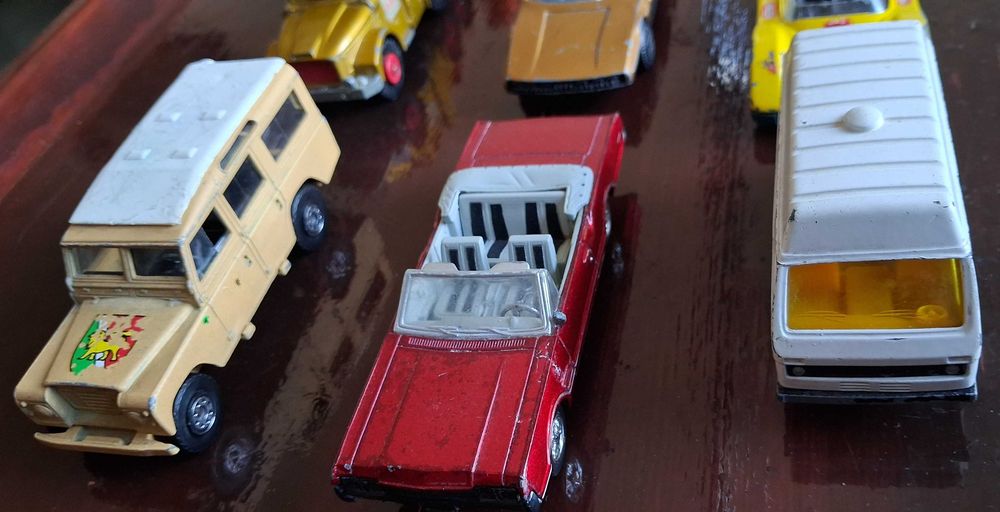 Лот метални колички - мачбокс, сику, полистил, хот уилс, корги,норев