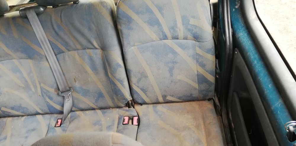 Продавам Рено Канго 1.4 2000 година на части