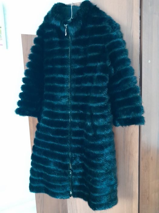 Продам норковую шубу.