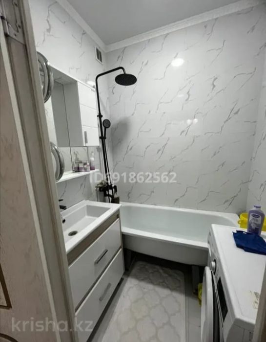 Продам квартиру 4 комнатную