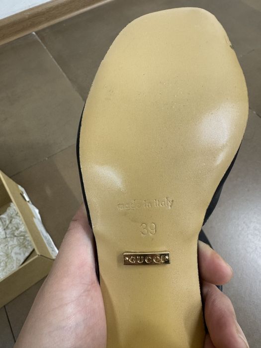Продам тапочки гучи