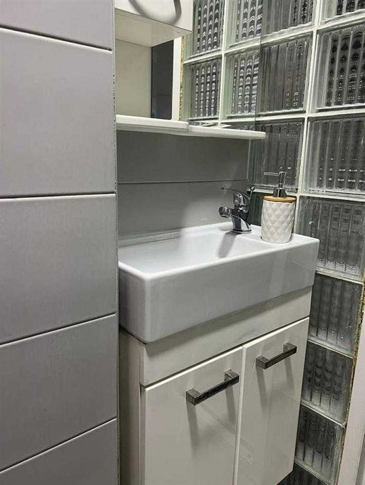 Дава се под наем Двустаен апартамент в Бургас, Възраждане - 63 кв.м за 204 € - Снимка #1