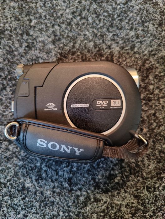 Видеокамера винтажная Sony