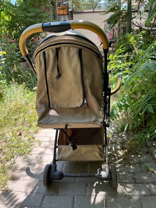 Продается б/у коляска