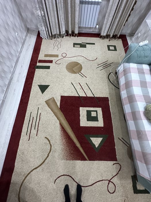 Ковер б/у большой