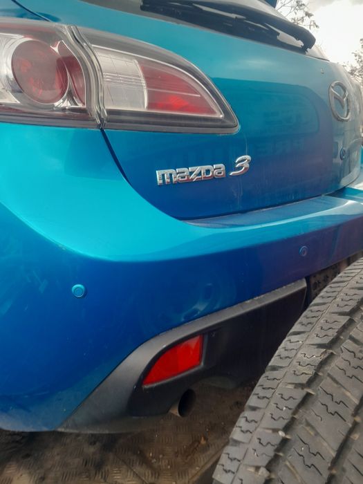 Продавам мазда 3 на части
