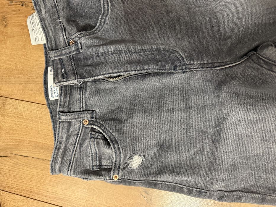 URGENT!! Blugi skinny Bershka