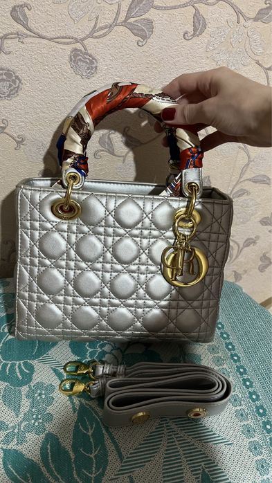 Сумка miss Dior серебренный