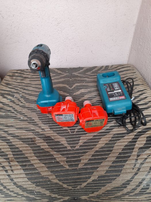 Masina de insurubat MAKITA 6270D