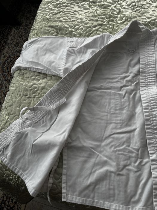 Кимано на ребенка 140р.