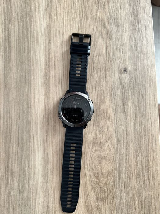 Продам garmin fenix 6x saphire