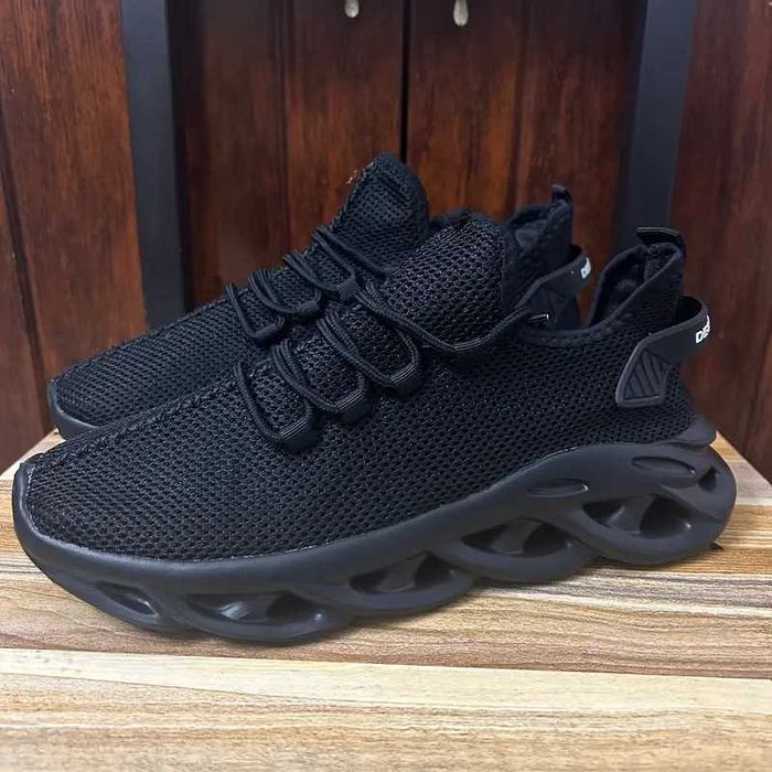 Маратонки унисекс