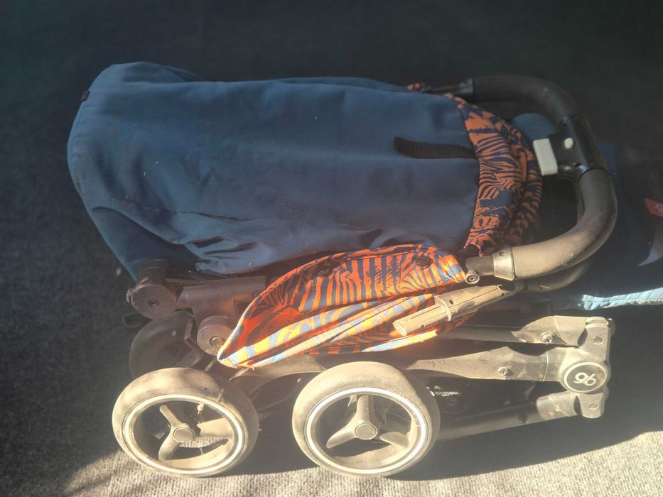 carucior bebelus gb pockit