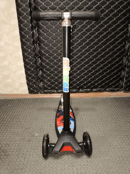 Самокат детский,НОВЫЙ