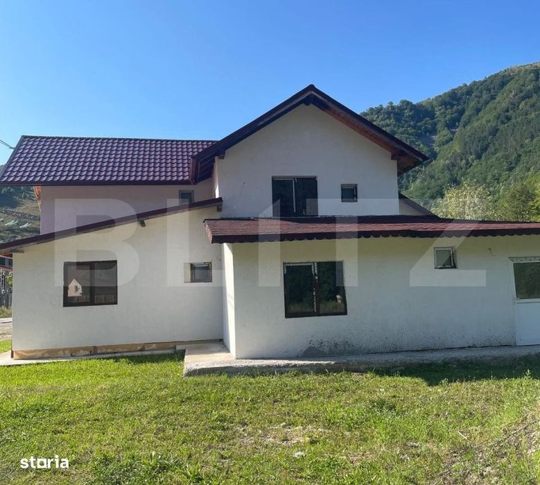 Casa individuala, 262 mp, zona Marisel