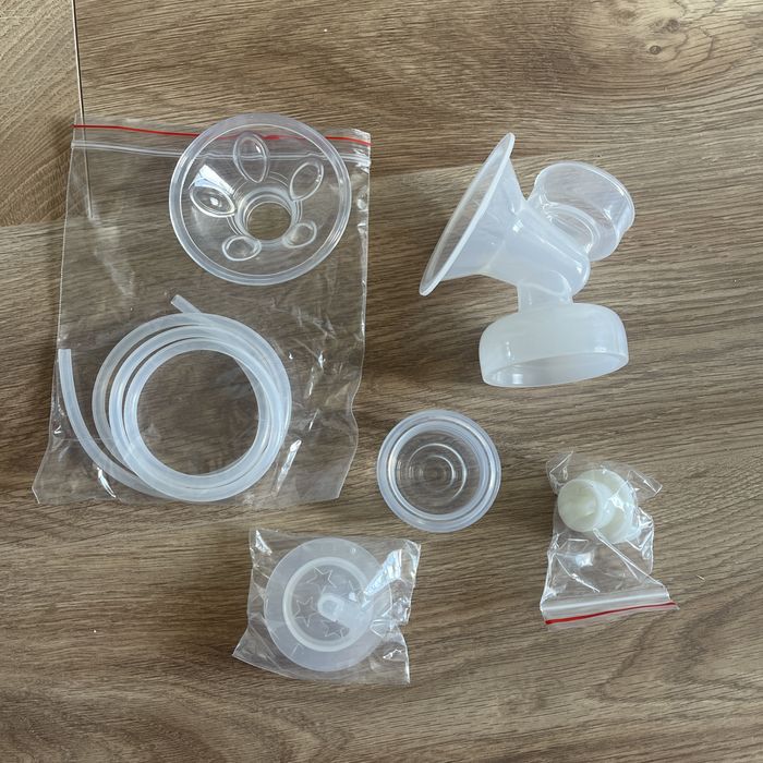 Philips Avent Единична електрическа помпа Natural Motion Premium + подарък резервни части