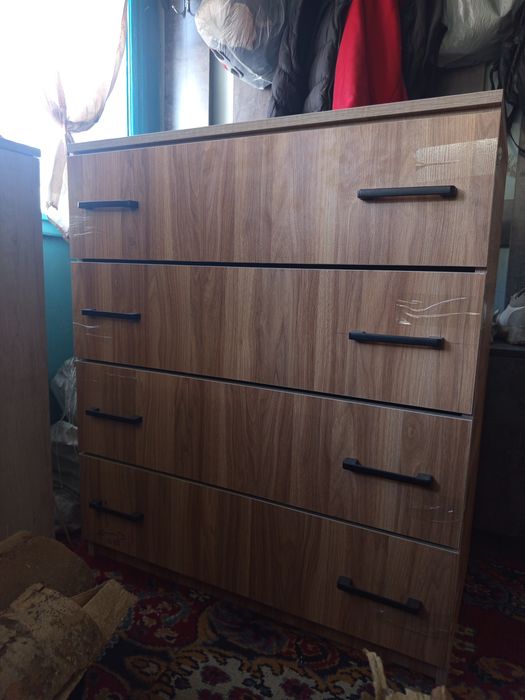 Срочно продам комод