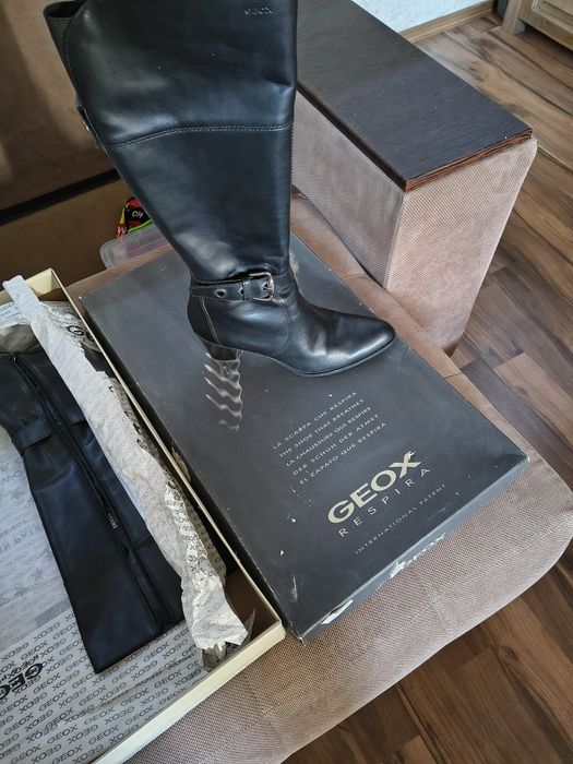 Ботуши Geox. Дамски.