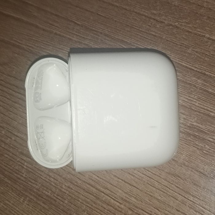 Apple airpods 2 (Оригинал)