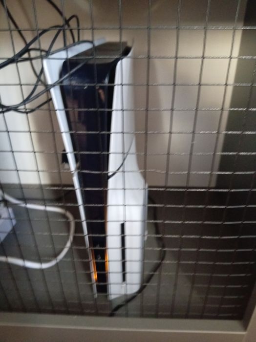 Продам PS5 slim.