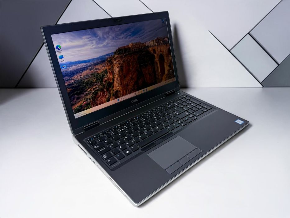 Лаптоп Dell Precision 7540 FHD Intel i7 - 9850H 32GB RAM 512GB SSD NVIDIA Quadro T1000 Перфектен! Гаранция!