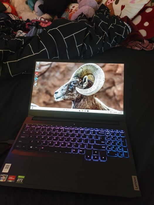 Lenovo IdeaPad Gaming 3 | Ryzen 7 5800H | RTX 3050 | 16GB RAM | Windows 11 Pro