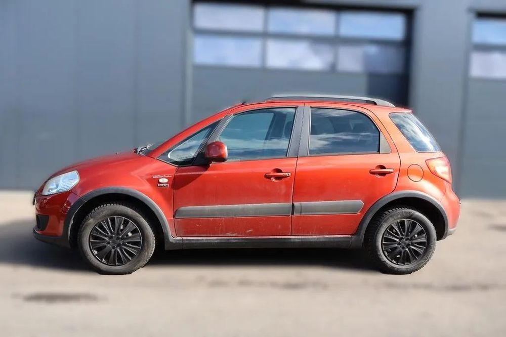 Dezmembrari / Dezmembrez SUZUKI SX4