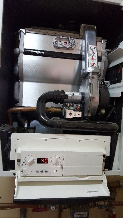 Reparații centrale termice Buderus , Junkers , Bosch Repar placă -bază