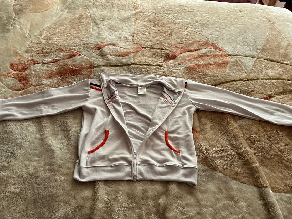 Дамски суйчър Esprit