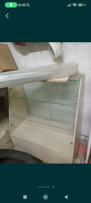 Шкафы,витрина,рабочий стол