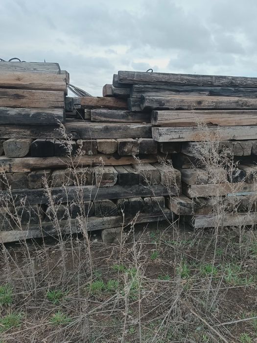 Шпалы для стройки