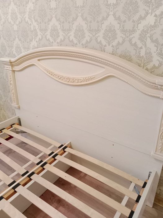 Кровать двухместный