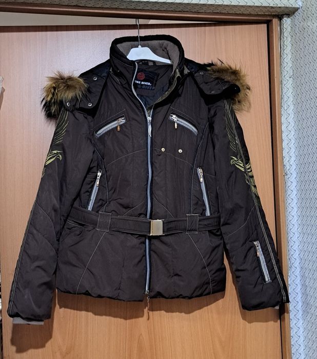 Зимний женский горнолыжный костюм