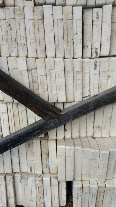 Тарелки за разсад