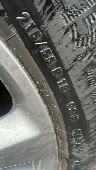 Skoda Karoq 4x4 Pret FIX, avariat, AVARIATE
